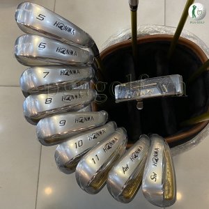 Bo-gay-golf-honma-3-sao-s06-chinh-hang-moi (5).jpg
