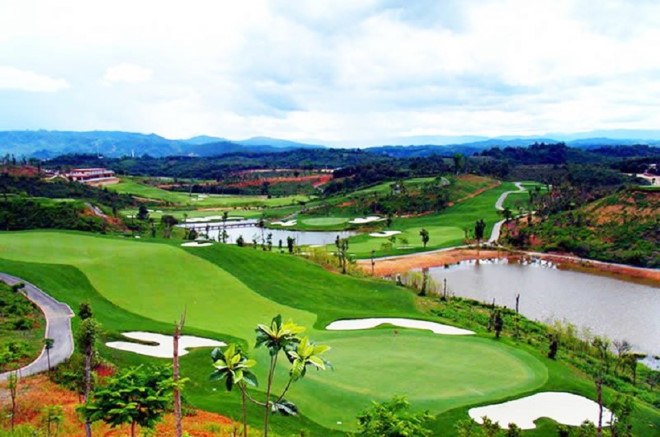 san-golf-dat-tieu-chuan-quoc-te.jpg